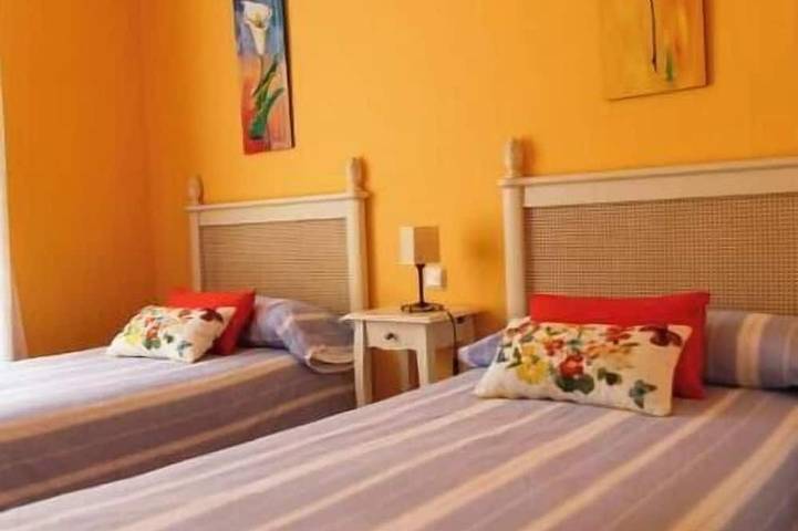 Casa Rural La Pinta - Sendaviva y Bardenas in Villafranca, Navarra Provinz