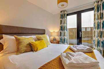 Log Cabin for 4 People in Woolacombe, Devon, Photo 1