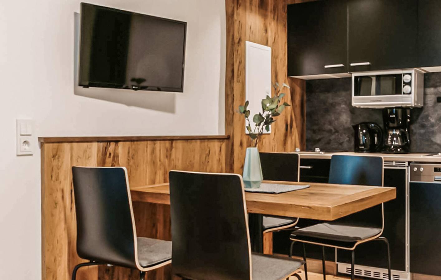 Ganze Ferienwohnung, Gemütlicher Skiurlaub: 1 km bis zum Alpendorf, WLAN, Küche, Parkplätze und mehr! in Wagrain, Ski Amadé