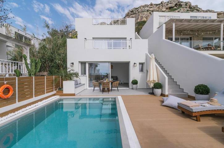 Location de vacances pour 6 personnes, avec piscine ainsi que vue et jardin dans Matala - 3