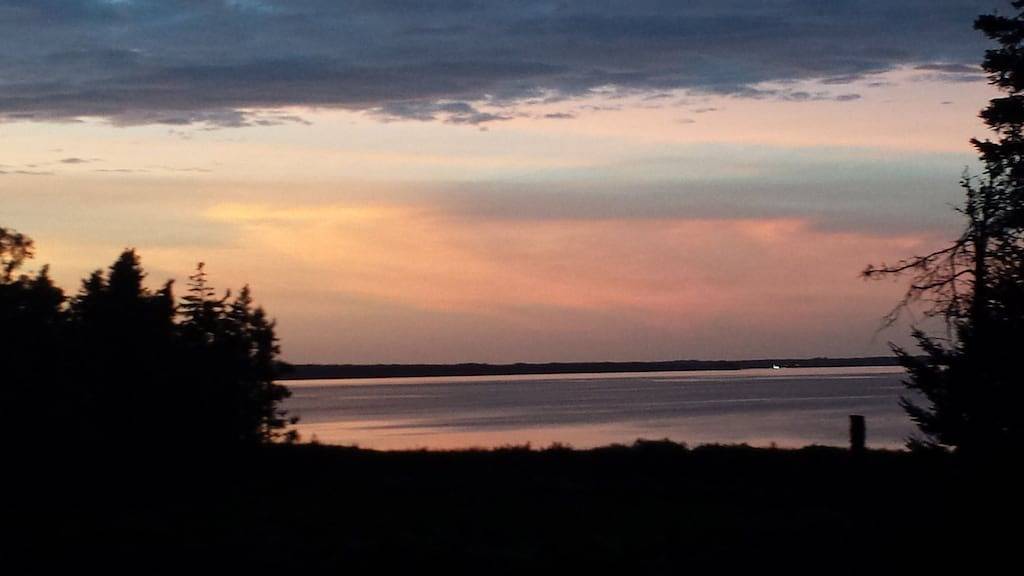 Für Familien oder romantische Kurzurlaube oder einen Rückzugsort erwartet Sie dieser schöne Raum! in Kings County (Kanada)