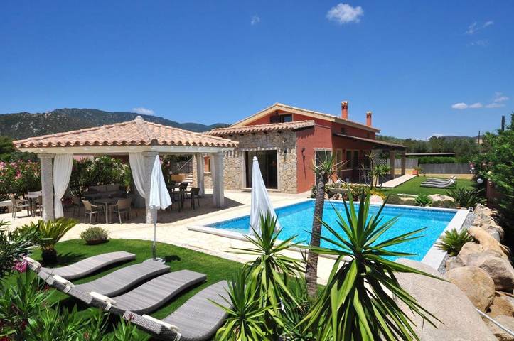 B&b per 2 persone, con Terrazza e Giardino nonché Piscina a Villasimius