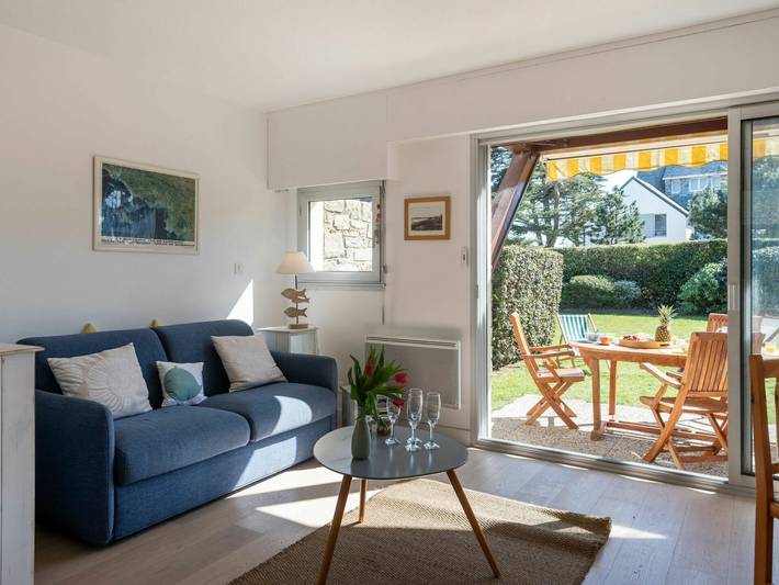 Gîte pour 4 personnes, avec terrasse dans Plage Ty Bihan