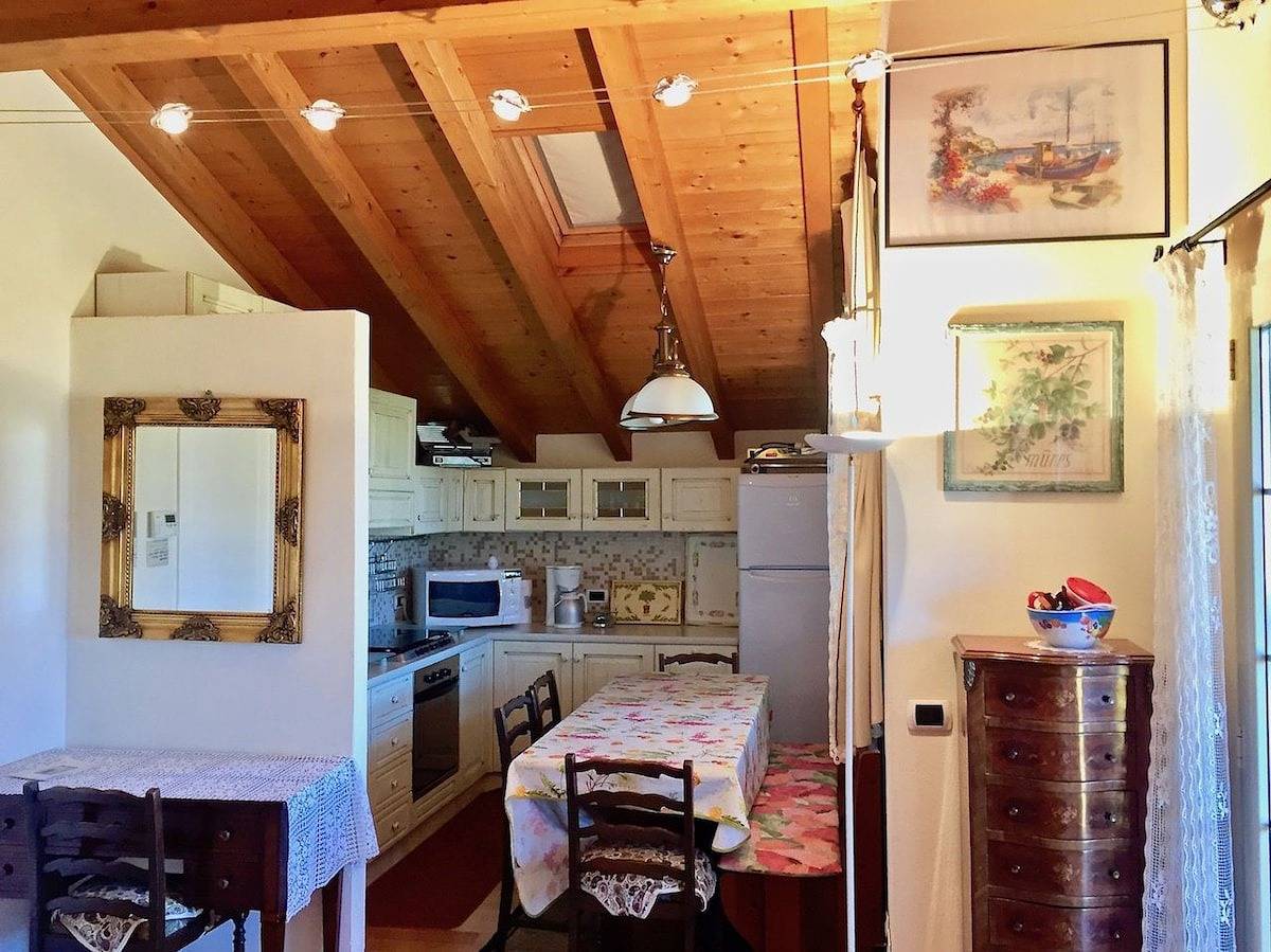 Ganze Wohnung, Nicole 2 apartment in a residence with pool in Germignaga, Lago Maggiore (Lombardei)