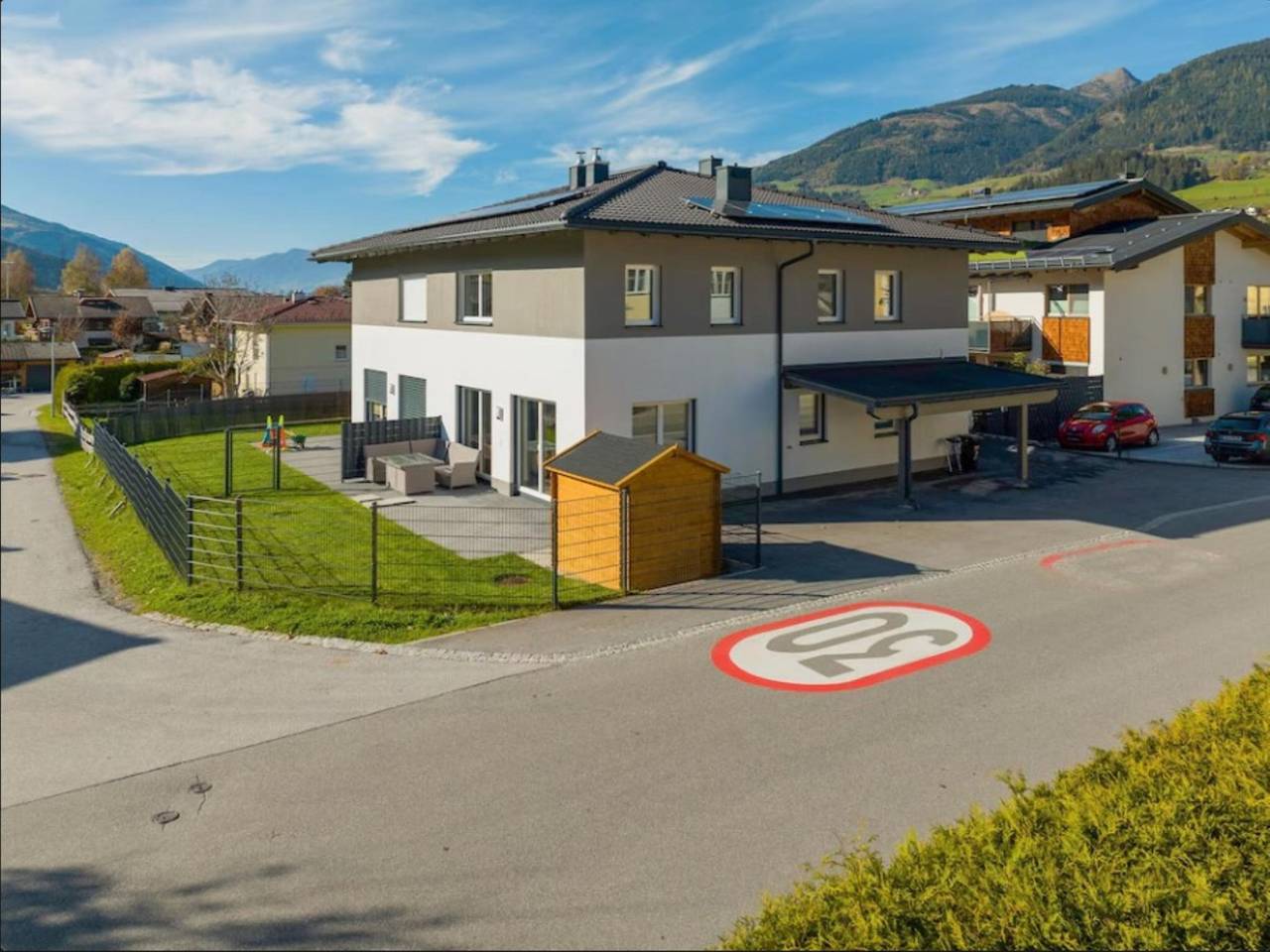 Modernes Ferienhaus mit Garten bei Kaprun
 in Niedernsill, Kitzbüheler Alpen