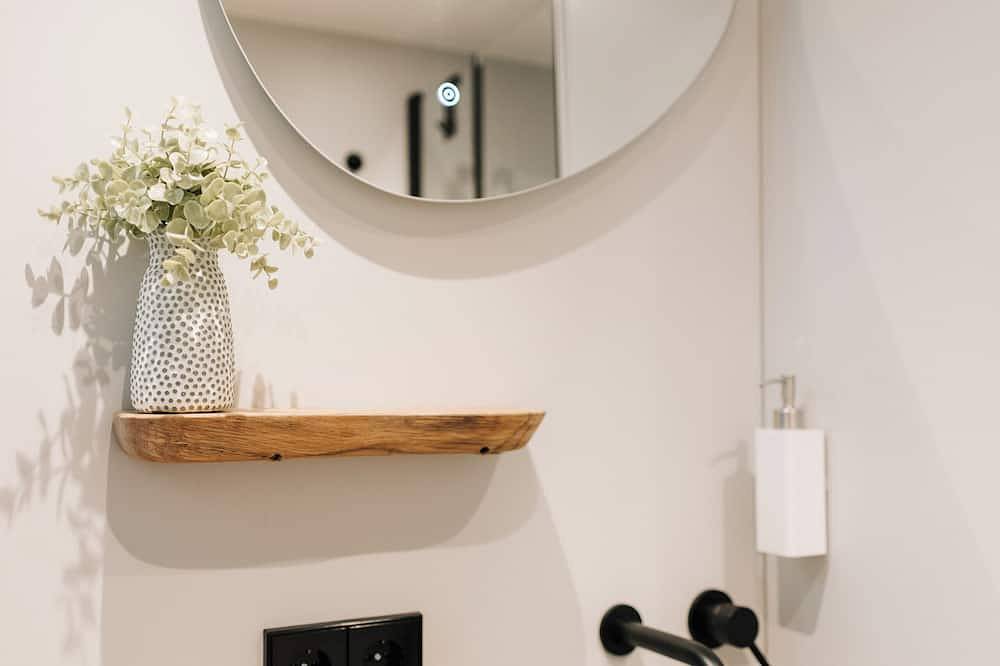 Veluwse Vlucht | Gloednieuw Tiny House met Hottub op een privé bos-erf in Veluwe