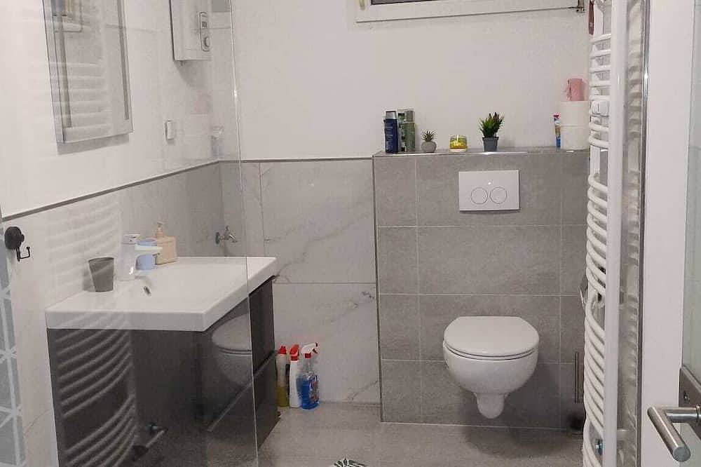 Ganze Wohnung, Einliegerwohnung in Höxter in Höxter, Kreis Höxter