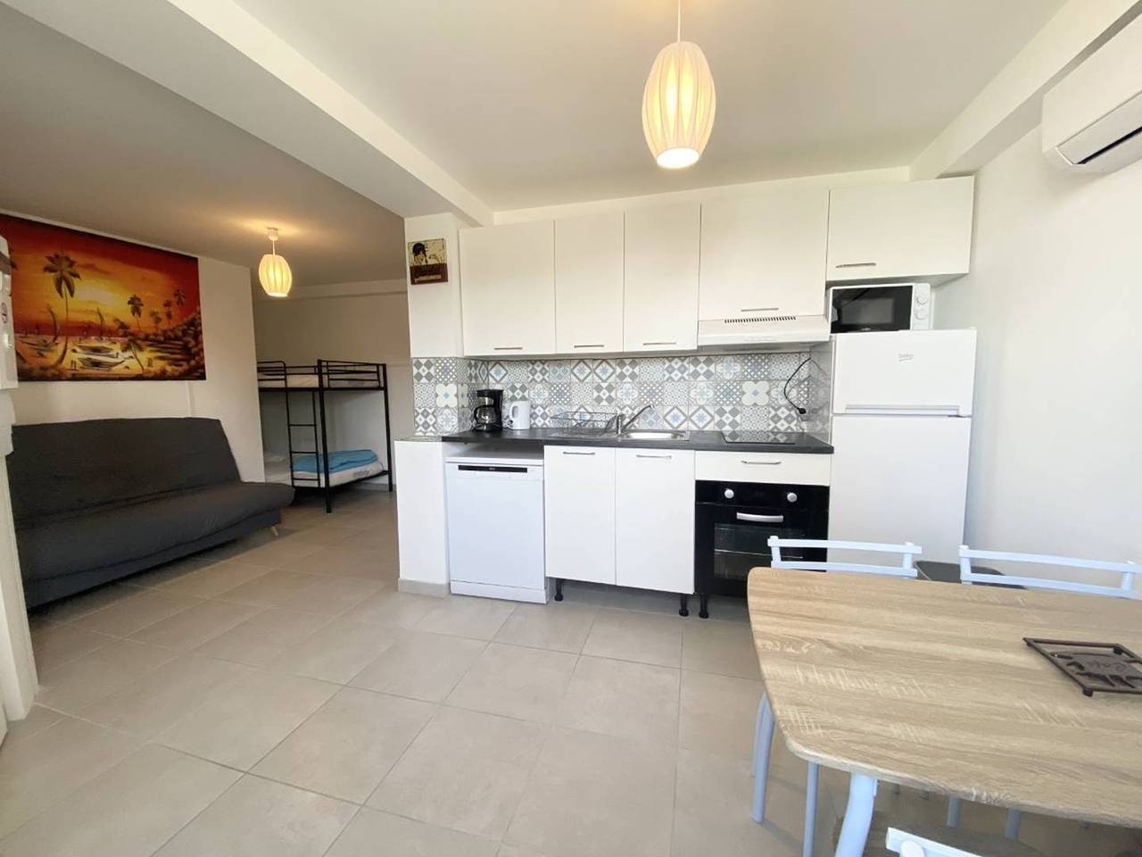 Ganzes Studio, Studio ground floor facing the Canal in Le Grau-du-Roi, Côte d'Améthyste