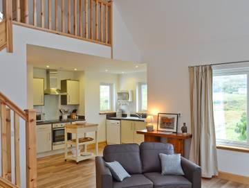Vacation Rental for 4 Guests in Isle of Skye, Inner Hebrides, Picture 2