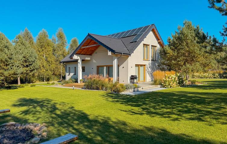 Luxus-Ferienhaus für 8 Personen, mit Ausblick und Terrasse sowie Garten