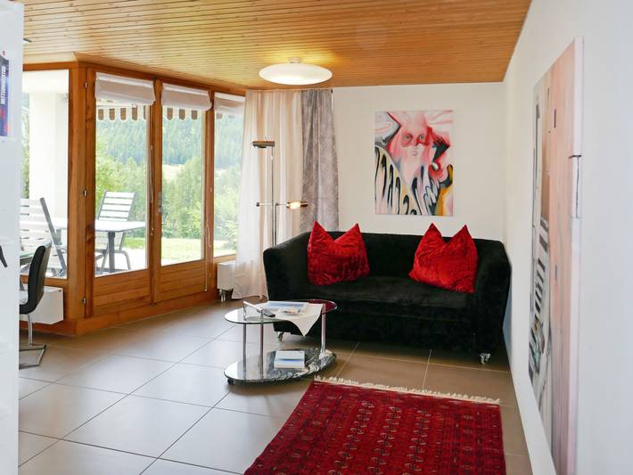 Ferienwohnung für 4 Personen, mit Terrasse und Garten sowie Sauna und Ausblick in Pontresina
