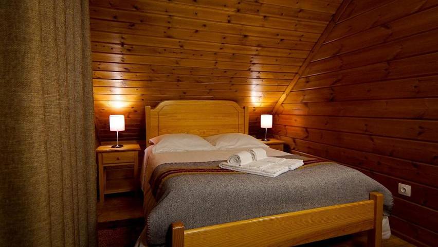 Gîte pour 12 personnes, avec jardin et vue, animaux acceptés à Covilhã - 2