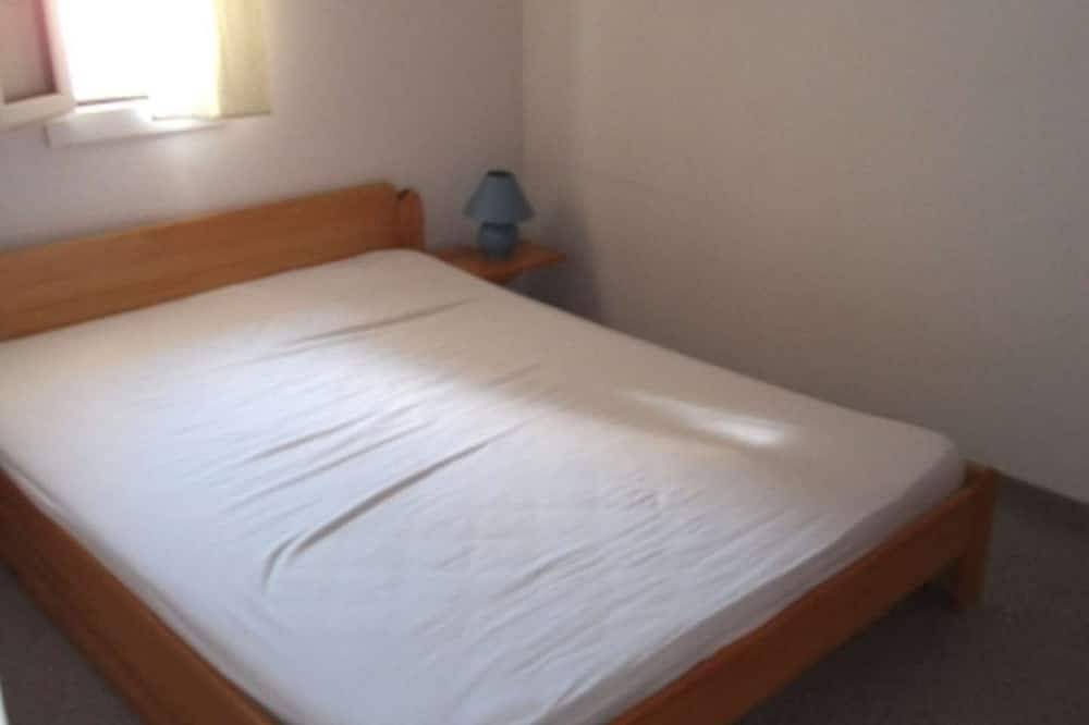 Villa located in secured residence \"Les Marines\", for 4 persons, terrace south exposed,  the... in Portiragnes Plage, Portiragnes