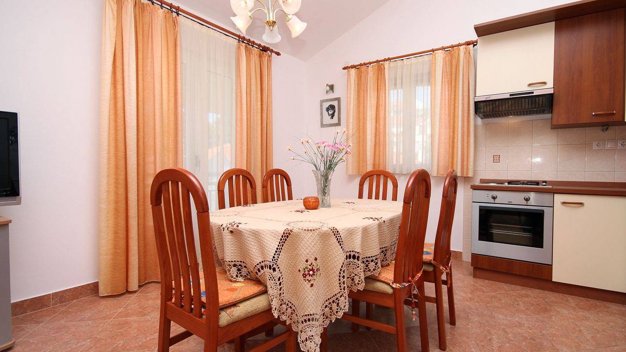 Apartamento vacacional entero, Ferienwohnung für 4 Personen (42 m²) in Jelsa in Jelsa, Hvar (isla)