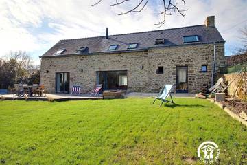 Gîte pour 6 personnes, avec jardin et terrasse à Bono
