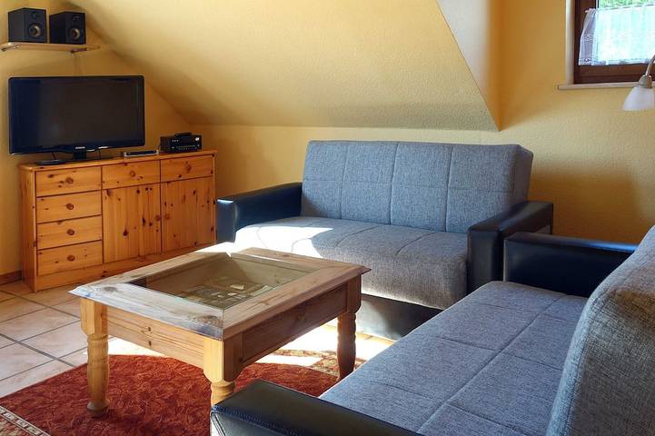 Ferienwohnung für 4 Personen, mit Garten