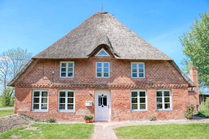 Ferienwohnung für 8 Personen, mit Garten und Terrasse sowie Ausblick in Oldenswort