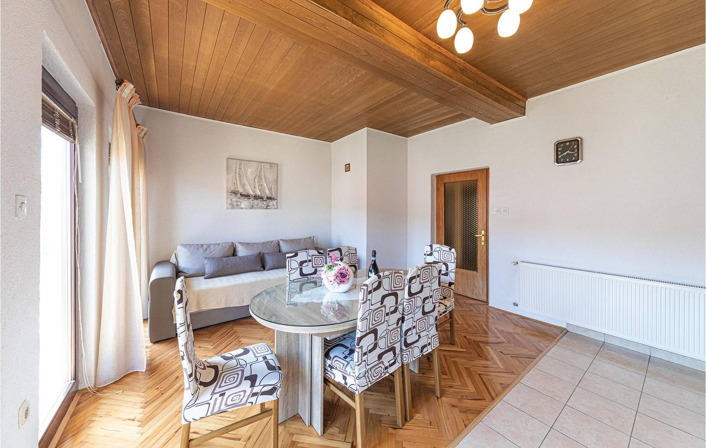Ganze Ferienwohnung, Ferienwohnung für 8 Personen mit Terrasse in Marina, Split-Dalmatien