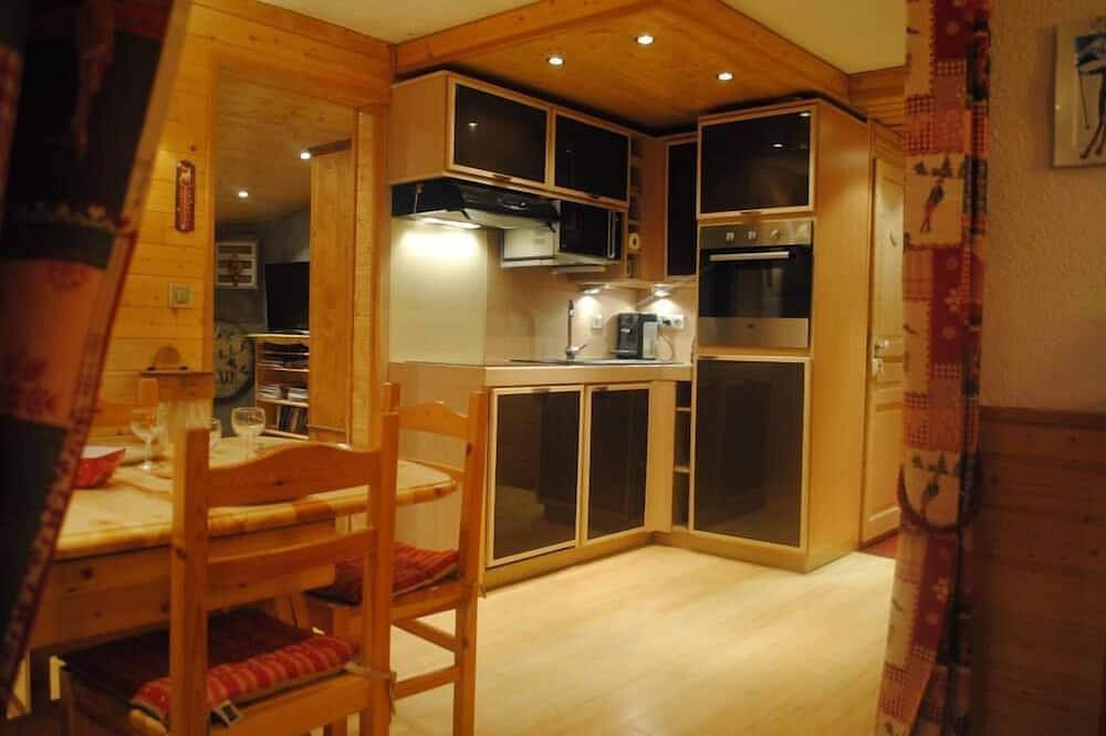 Apartamento entero, Muy bonito apartamento a pie de pistas y del centro deportivo y de ocio. in Val Thorens, Les Trois Vallées