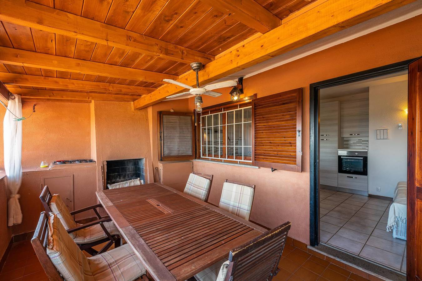 Casa vacanze 'Bianca' con vista mare, terrazza privata e aria condizionata in Costa Rei, Muravera