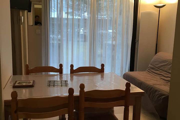 Apartamento entero, Cabina T2 6 pers. En el corazón del parque spa Sensoria, a 150 metros de las góndolas. in Saint-Lary-Soulan, Parque nacional de los Pirineos