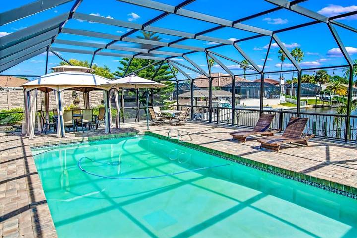 Vacation rental for 6 people, with balcony and lake view, kid friendly in Palm Coast