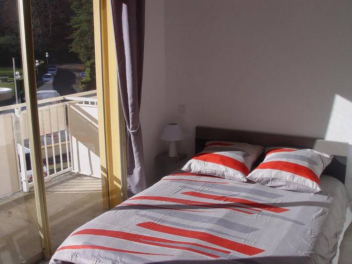 Gîte pour 5 personnes, avec balcon et vue dans Capvern les Bains - 3