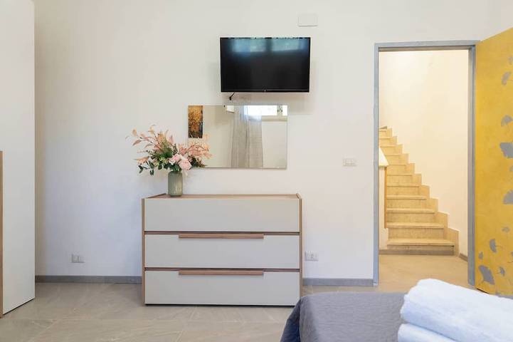 Appartamento intero, Appartamento La Loggia,offre tutti confort per una vacanza in pieno relax. in Solarino, Siracusa e dintorni