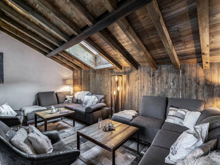 Chalet pour 12 personnes, avec balcon dans Courchevel 1300 (Le Praz)