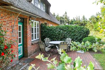 Ferienwohnung für 4 Personen, mit Terrasse und Garten, mit Haustier in Utersum