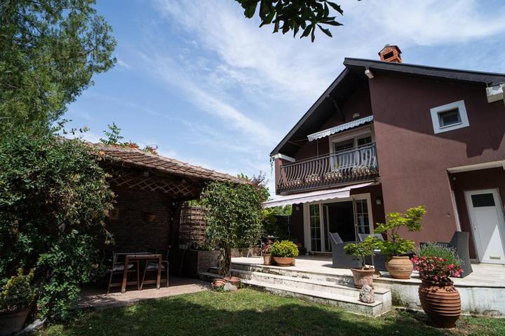 Ferienhaus für 6 Personen, mit Garten und Ausblick in Belgrad - 2