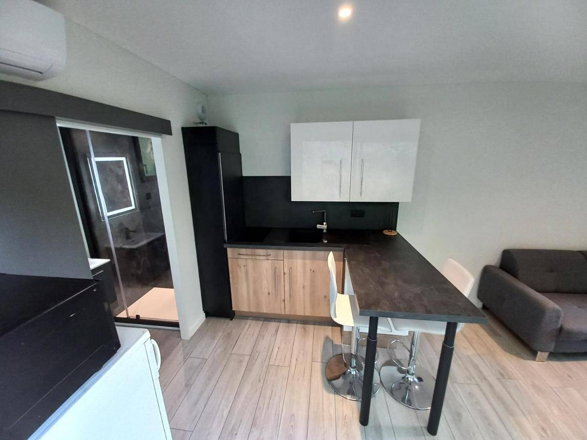 Appartement entier, Tiny house dans l'ouest lyonnais in Sain-Bel, Lyon et ses environs