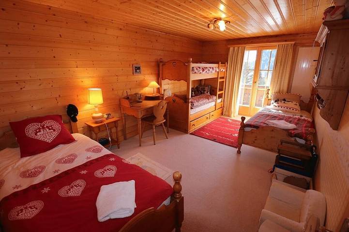 Gîte pour 12 personnes, avec terrasse et jardin dans Les Diablerets - 3