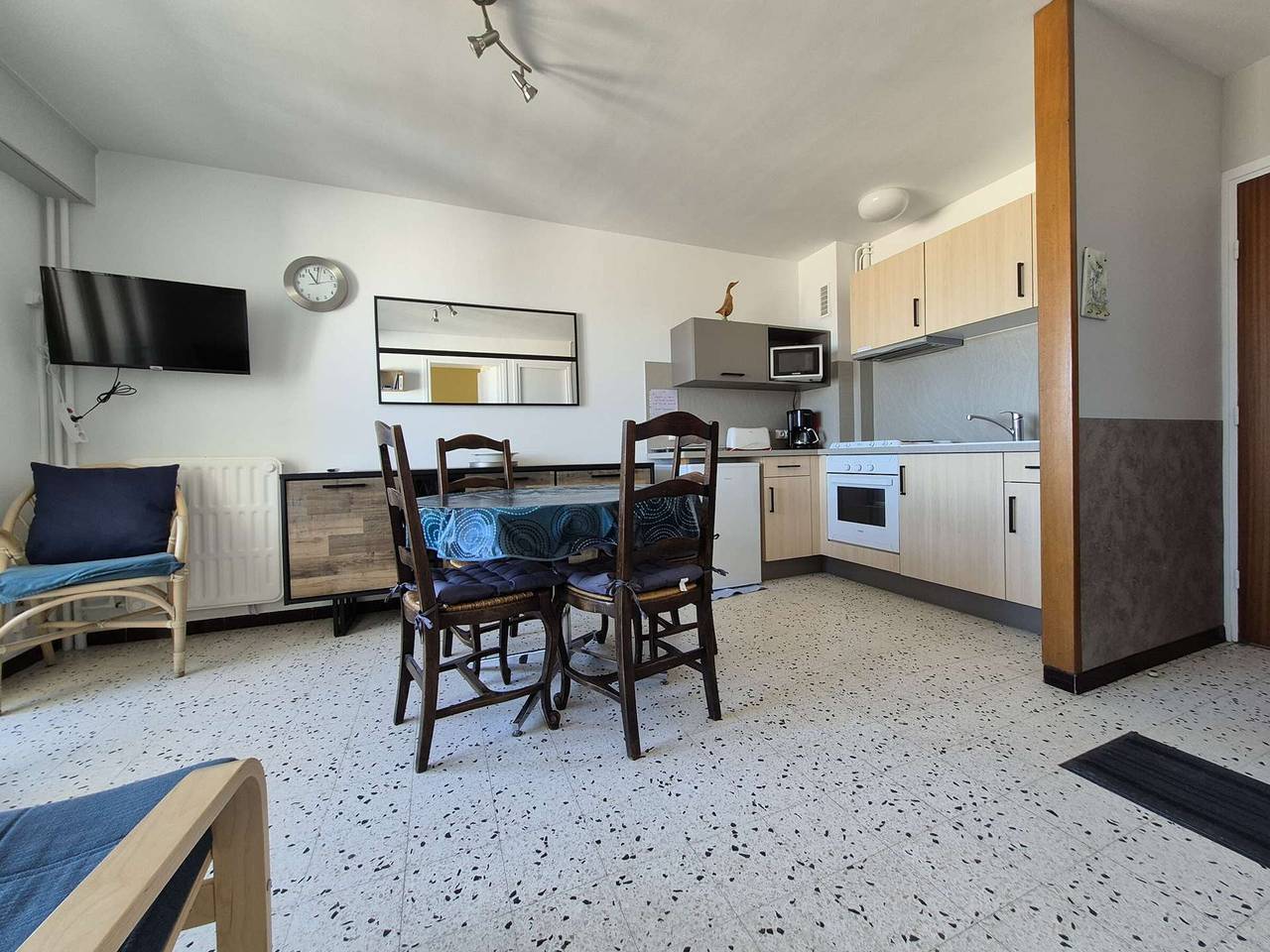 Appartement entier, Charmant T2 à Berck-sur-Mer avec balcon face à la mer in Berck Plage, Berck