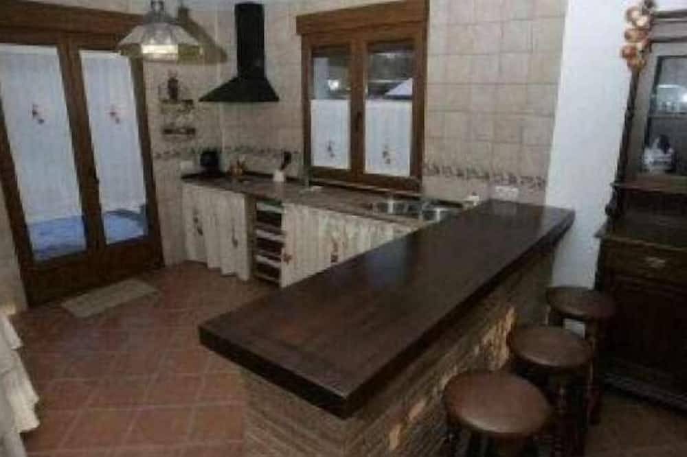 Casa Rural Refugio La Covatilla Iii 65m2 in La Hoya, Provincia de Salamanca