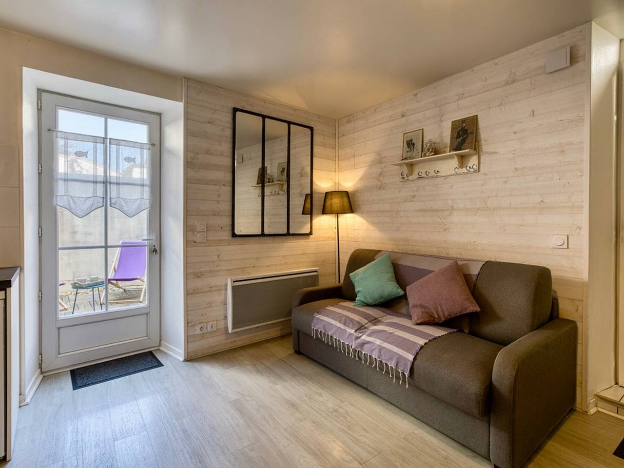 Studio entier, Studio avec cour au cœur de Saint-Martin-de-Ré in Saint-Martin-de-Ré, Île de Ré