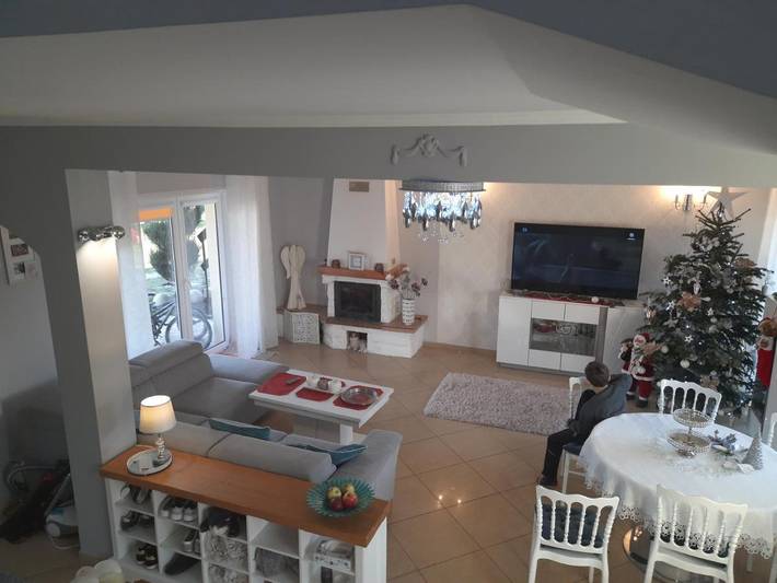 Ferienhaus für 10 Personen, mit Pool und Sauna sowie Whirlpool und Garten