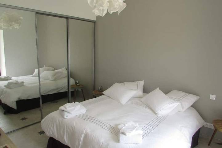 Location de vacances pour 6 personnes, avec jacuzzi, animaux acceptés à Eynesse - 2