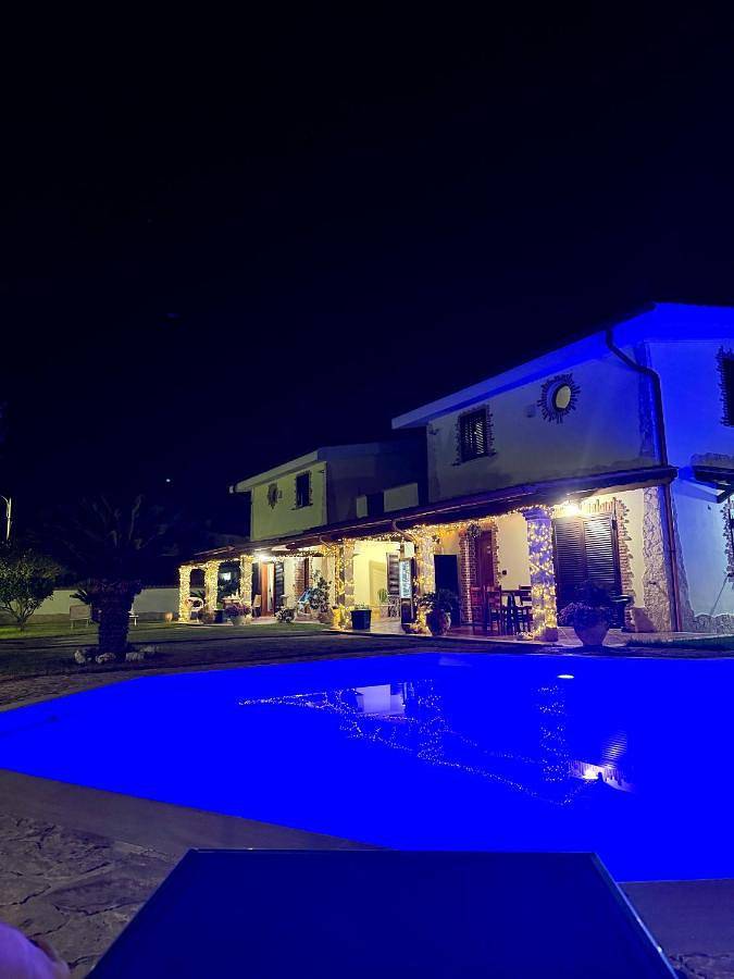 B&b per 2 persone, con Balcone e Terrazza nonché Idromassaggio e Giardino a Anzio