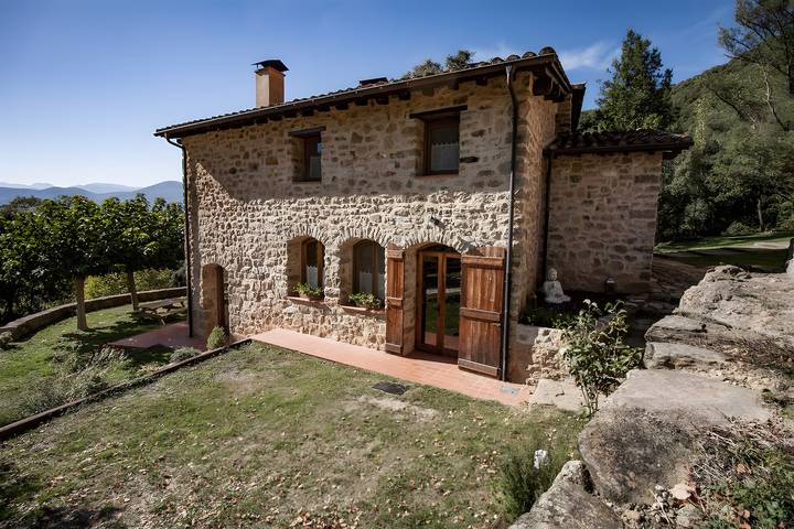 Chalet para 18 personas, con jardín, Se admiten mascotas en Garrotxa - 2