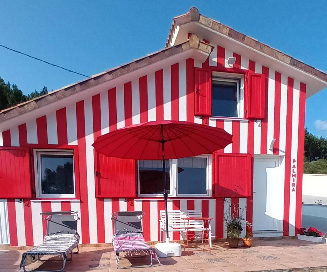 Casiña Palmira in Praia da Lagosteira (Fisterra), Finisterre