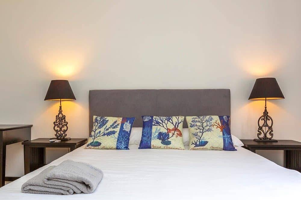 Apartamento inteiro, Central Location Spacious 2-Br Apartment 3A in Zurique, Bezirk Zürich