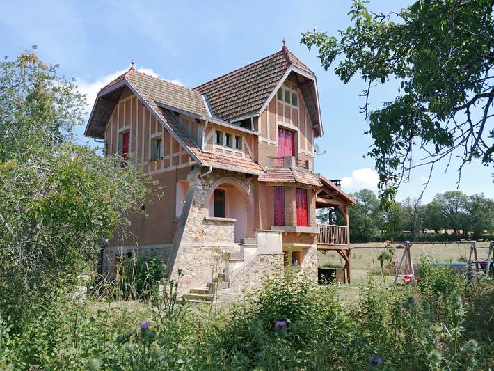 Gîte pour 6 personnes, avec piscine
