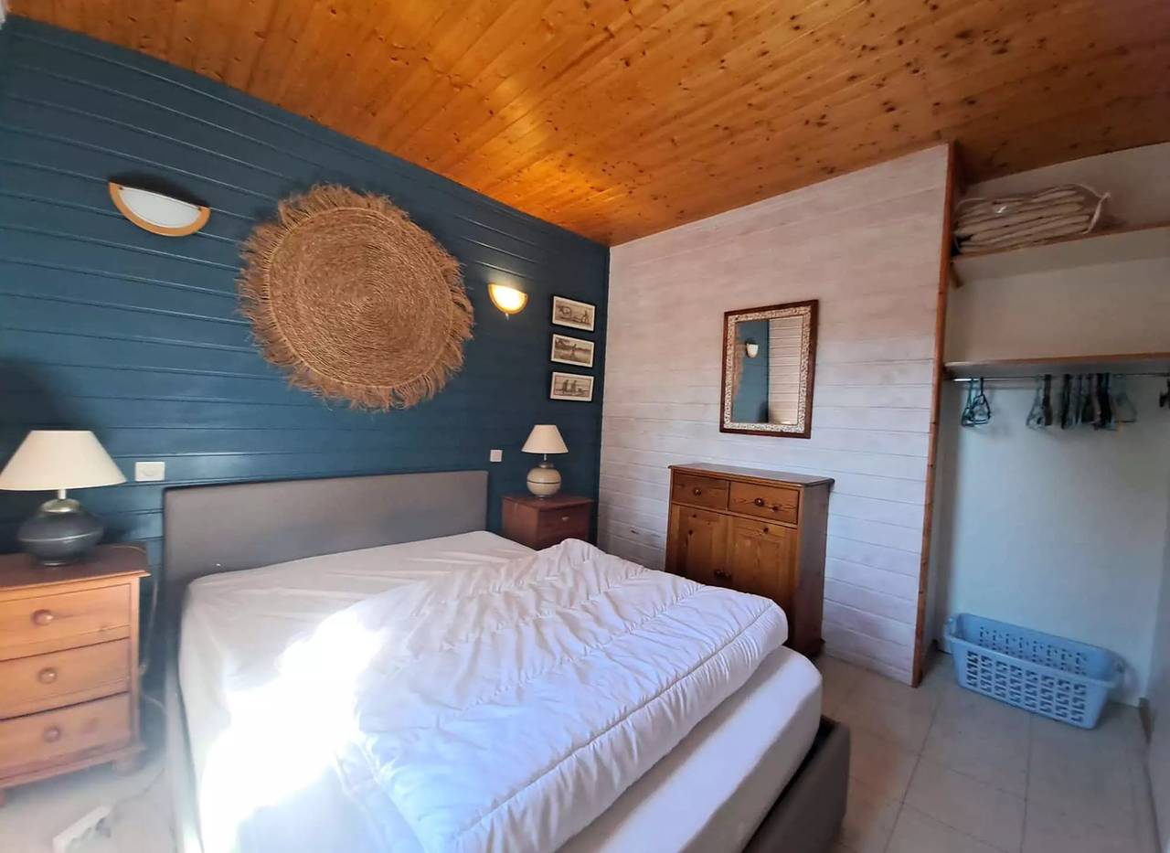 Air-conditioned house 4/6 people located in a park in Gassin in Gassin, Draguignan region