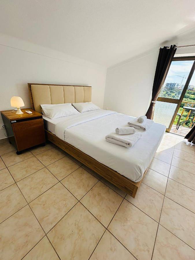 Ferienhaus für 2 Personen, mit Ausblick und Terrasse in Portimão - 3