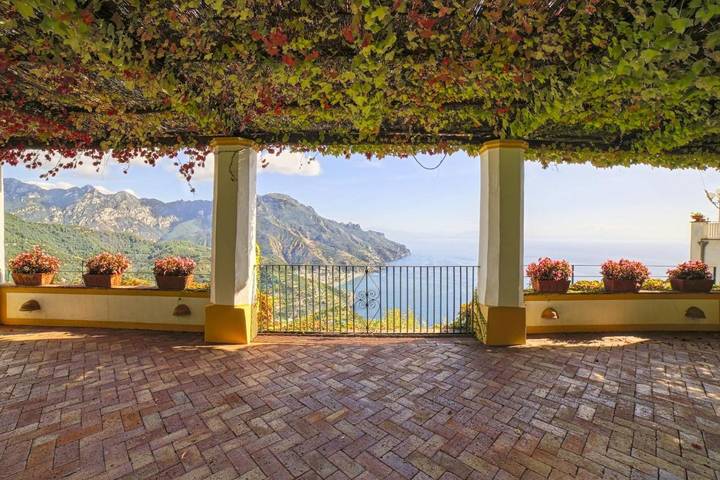 Hôtel pour 2 personnes, avec terrasse ainsi que jardin et vue à Ravello - 3