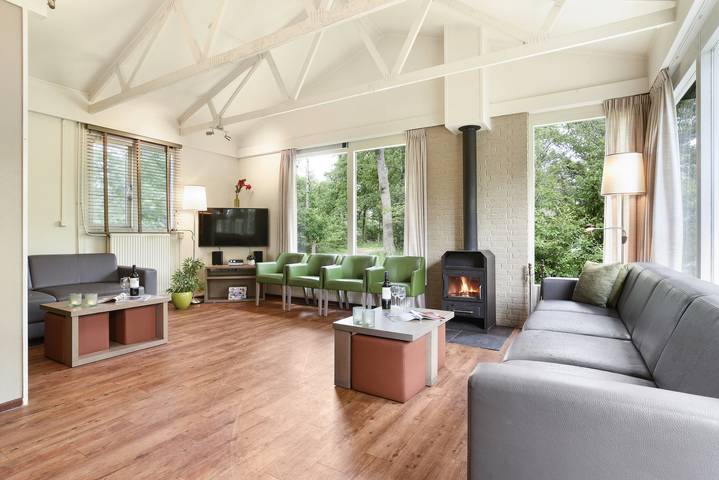 Landal Twenhaarsveld — 18-persoons reuniebungalow in Holten, Sallandse Heuvelrug