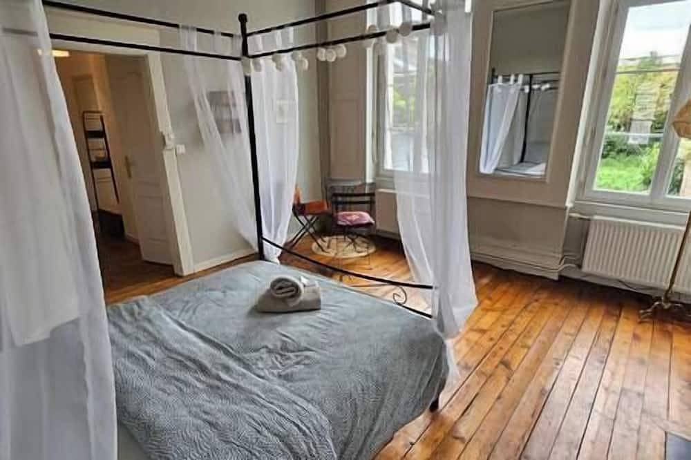 Entire apartment, Les jardins de Baudimont - Apartment 5p in Arras, Arras region