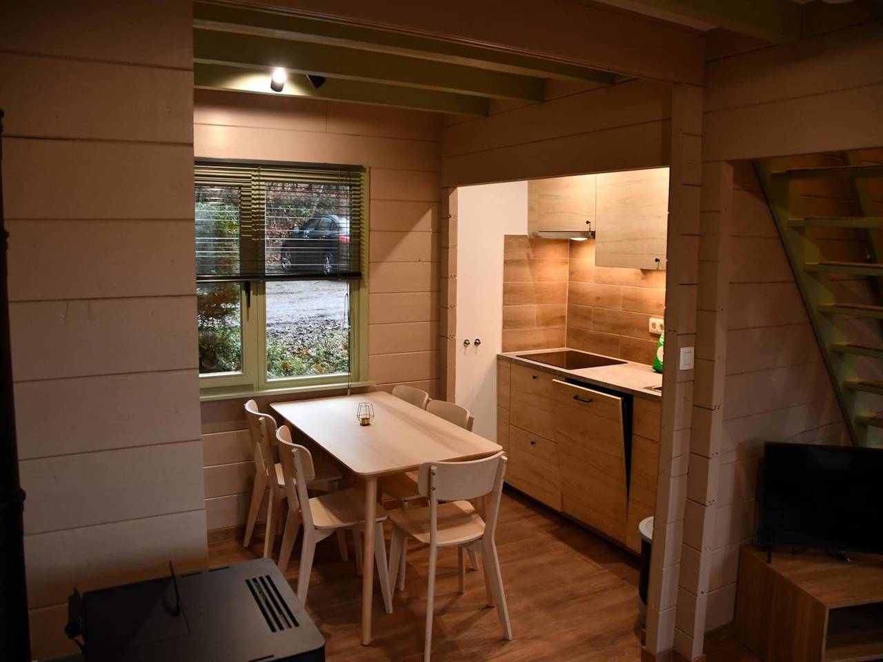 Geheel appartement, Modern chalet in Dochamps met terras in Dochamps, Manhay
