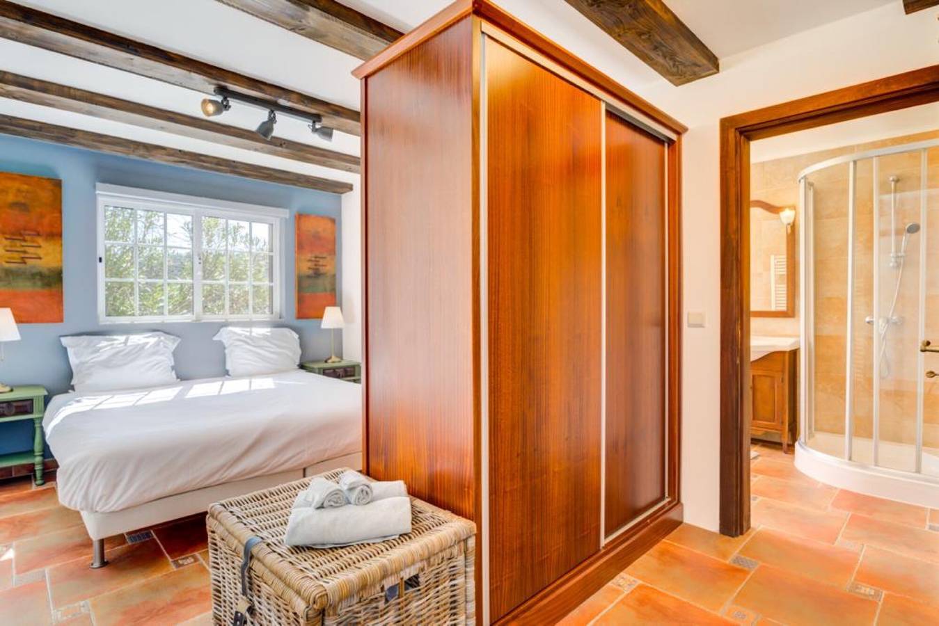 Apartamento inteiro, Apartamento 'Glamping' com vista para a montanha, Wi-Fi e ar condicionado in Arco de Baúlhe, Arco de Baúlhe e Vila Nune